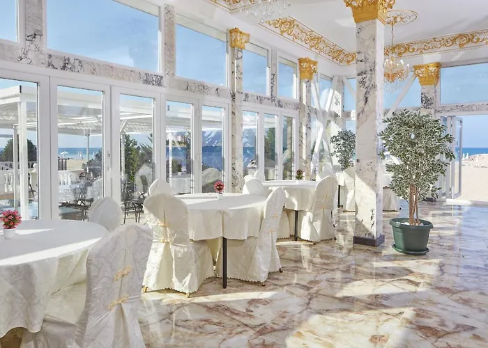 Hotel Amore Beach Hotel apartamentowy