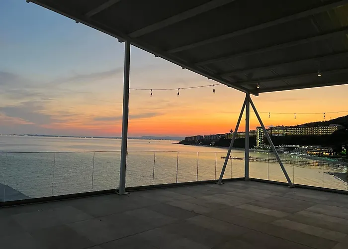 Hotel Amore Beach 4* Elenite