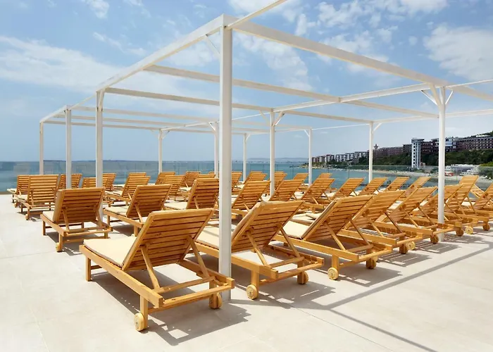 Hotel Amore Beach Elenite